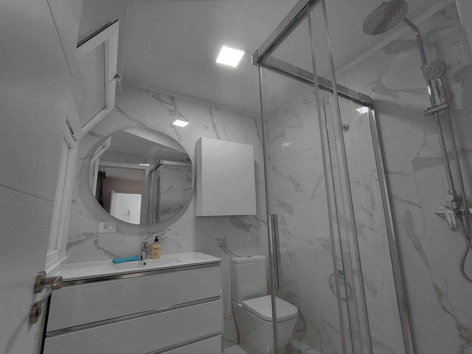 2 Zimmer Apartment zu verkaufen in Santa Cruz de Tenerife mit Pool - 441.000 € (Ref: 9628255)