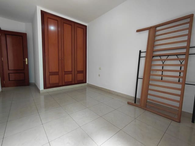 2 sypialnia Mieszkanie do wynajęcia w Santa Cruz de Tenerife z garażem - 1 200 € (Ref: 9631556)