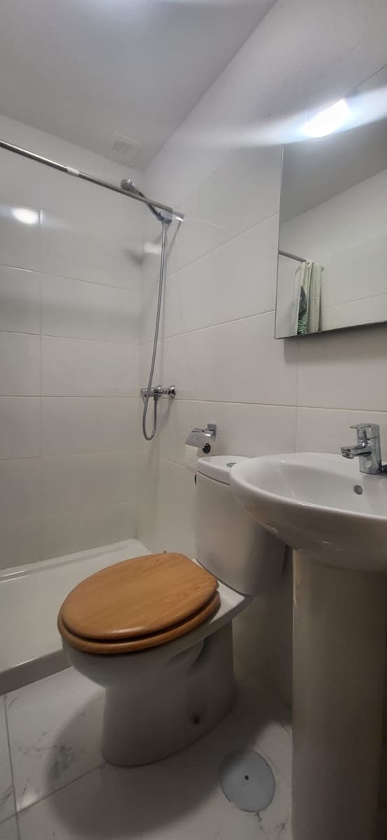 Appartement de 2 chambres à louer à Adeje avec piscine - 1 500 € (Ref: 9646749)
