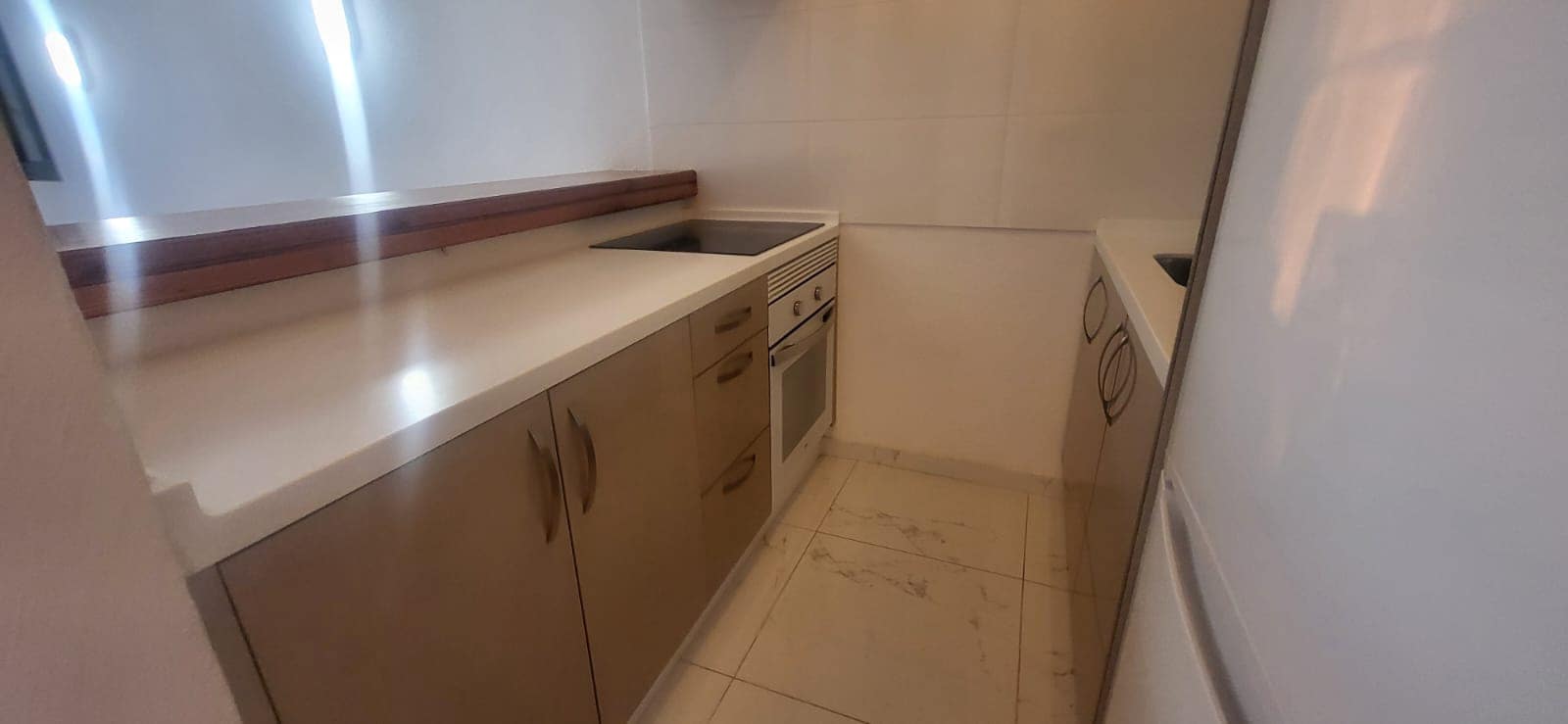 Appartement de 2 chambres à louer à Adeje avec piscine - 1 500 € (Ref: 9646749)