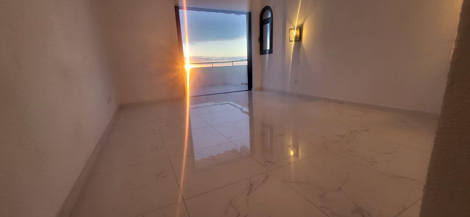 Appartement de 2 chambres à louer à Adeje avec piscine - 1 500 € (Ref: 9646749)