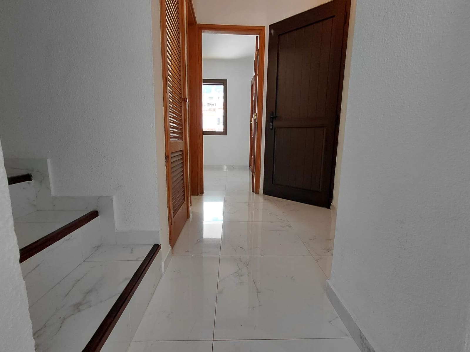 Appartement de 3 chambres à louer à Adeje - 1 550 € (Ref: 9646749)