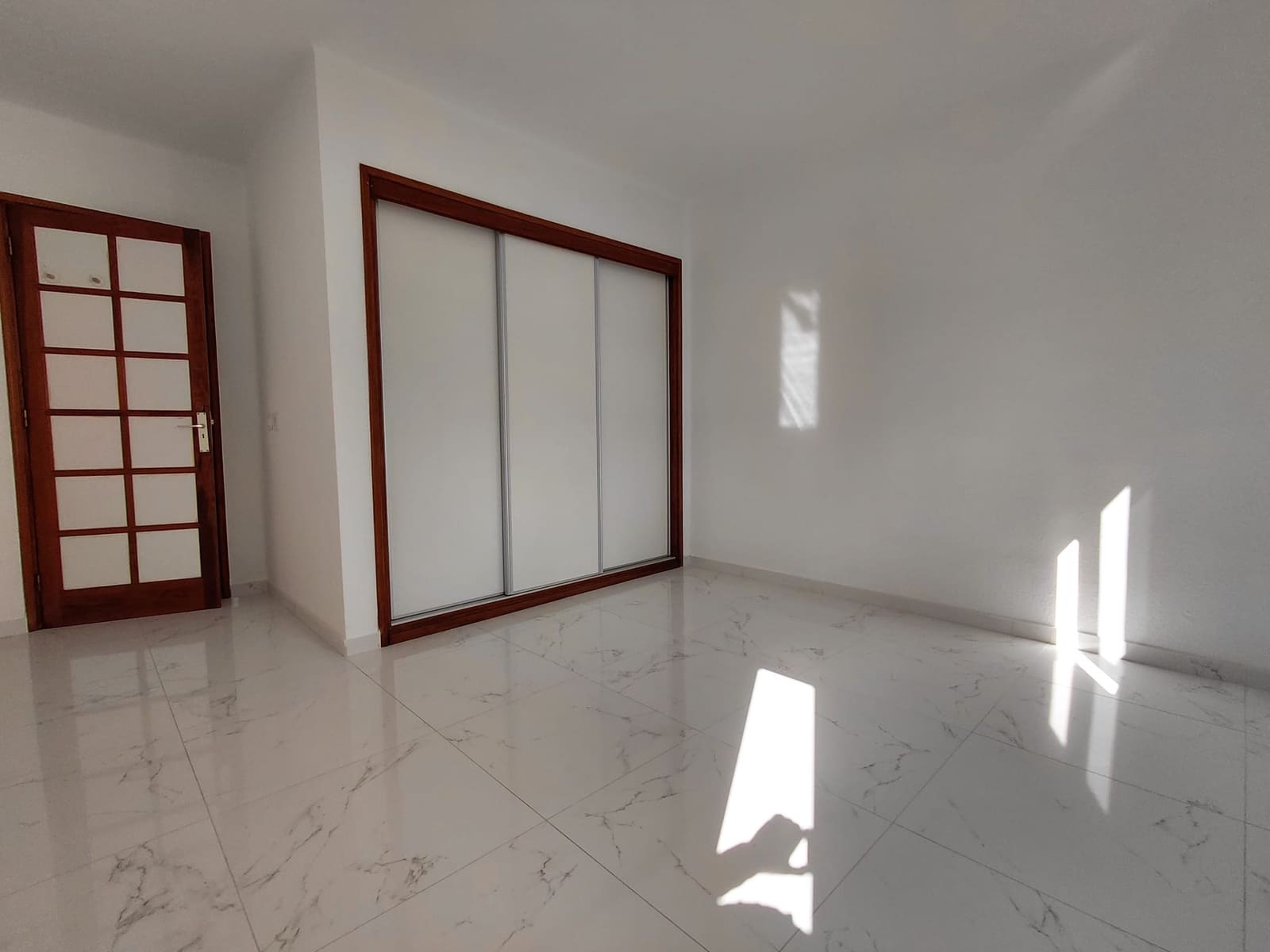 Appartement de 3 chambres à louer à Adeje - 1 550 € (Ref: 9646749)