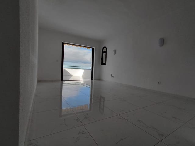 2 quarto Apartamento para arrendar em Adeje com piscina - 1 500 € (Ref: 9646749)