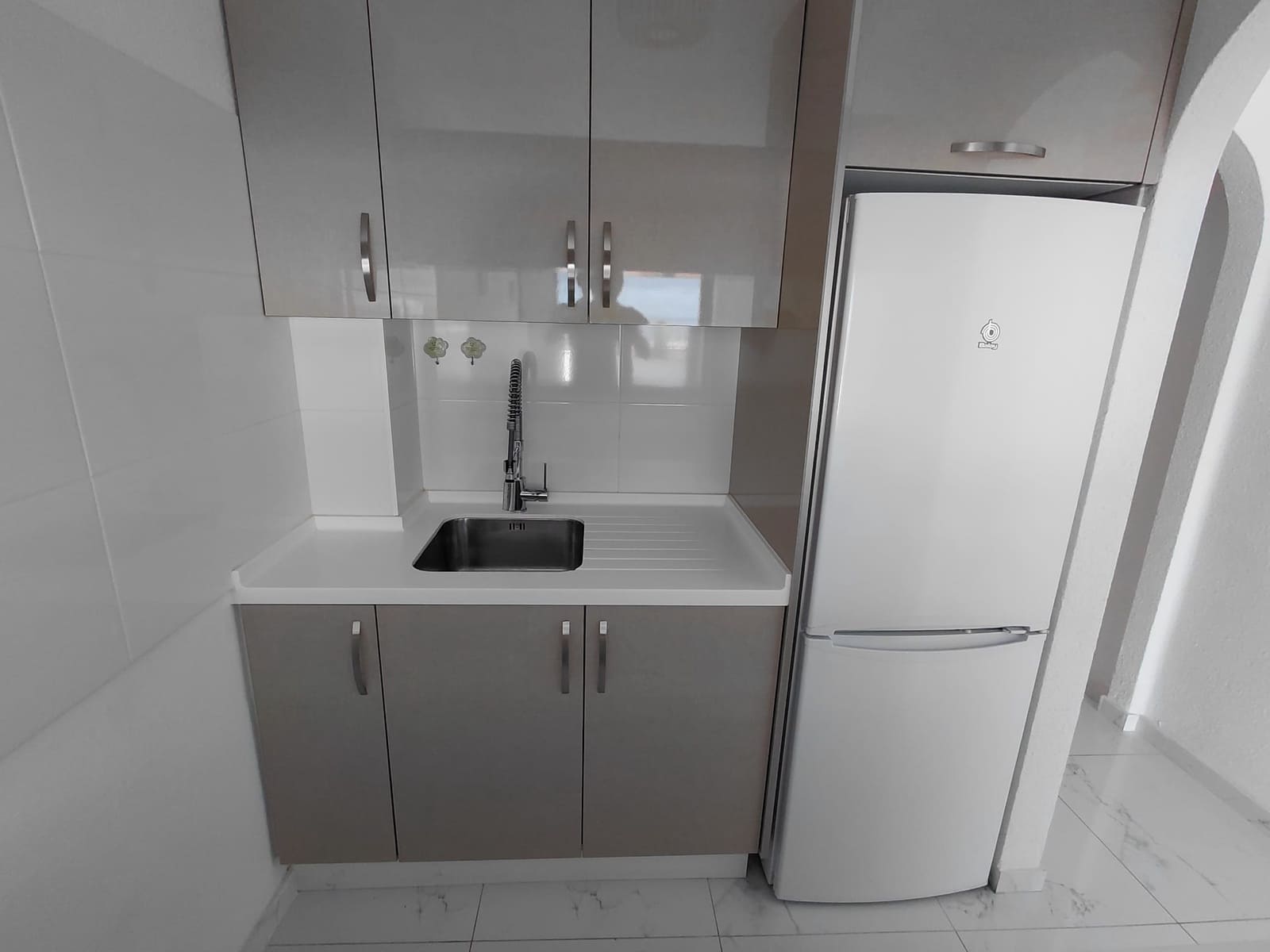 Appartement de 3 chambres à louer à Adeje - 1 550 € (Ref: 9646749)