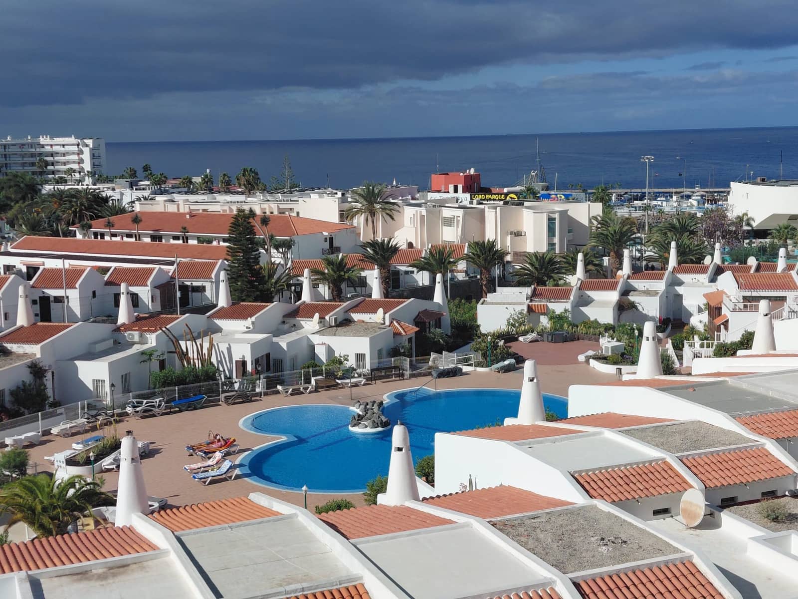 Appartement de 3 chambres à louer à Adeje - 1 550 € (Ref: 9646749)