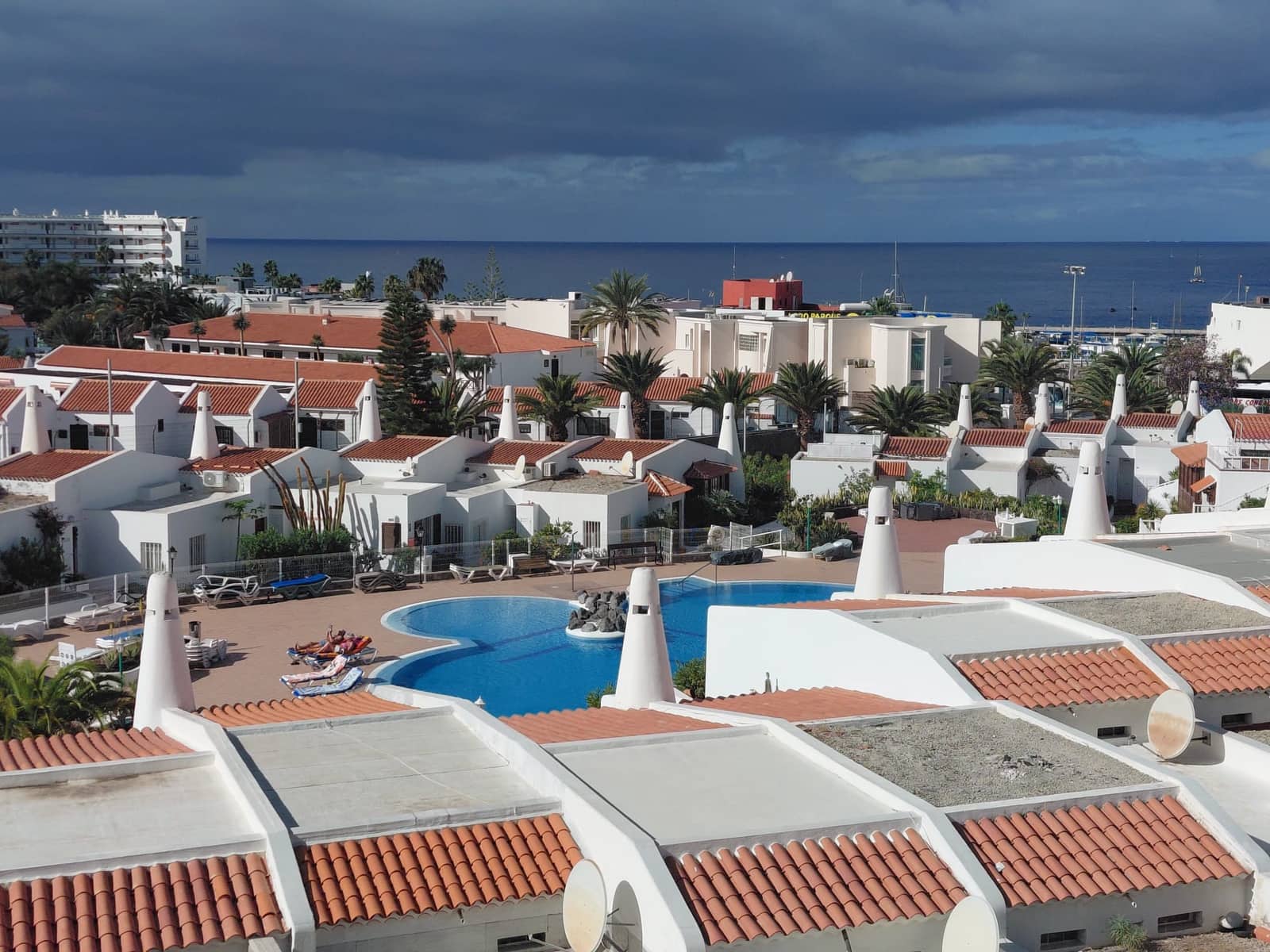 Appartement de 3 chambres à louer à Adeje - 1 550 € (Ref: 9646749)