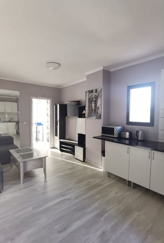 2 quarto Apartamento para venda em Adeje com piscina garagem - 295 000 € (Ref: 9663279)