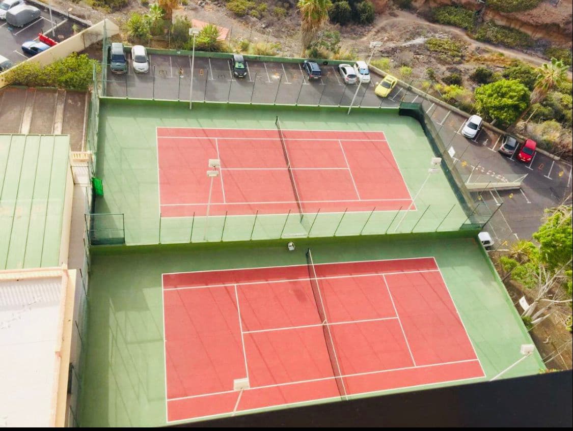 2 sypialnia Apartament na sprzedaż w Adeje z basenem garażem - 295 000 € (Ref: 9663279)