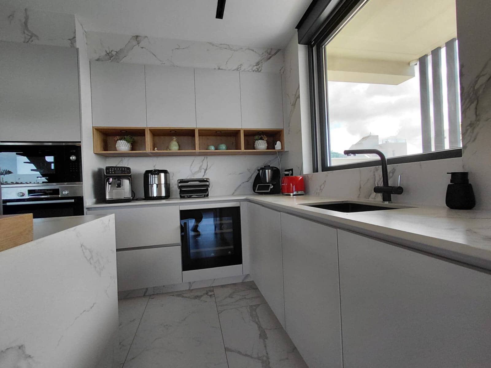 Chalet de 4 habitaciones en Adeje en venta con piscina garaje - 3.500.000 € (Ref: 9665518)