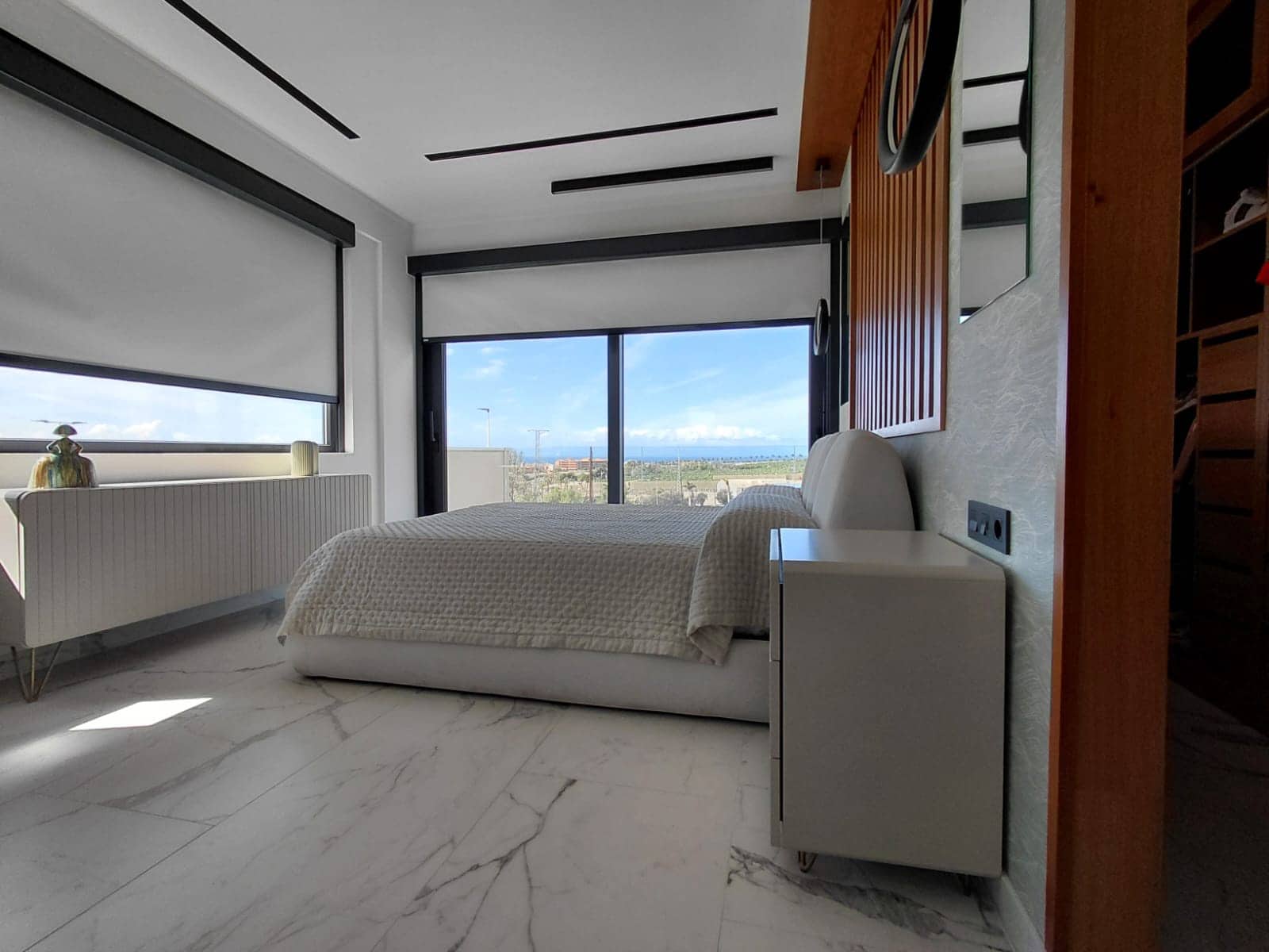 Chalet de 4 habitaciones en Adeje en venta con piscina garaje - 3.500.000 € (Ref: 9665518)