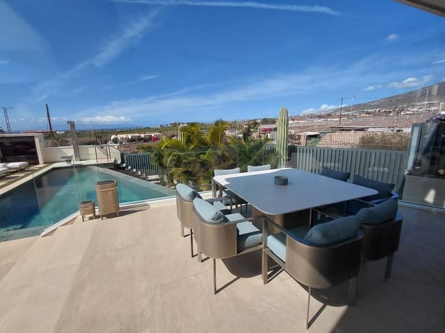 Chalet de 4 habitaciones en Adeje en venta con piscina garaje - 3.500.000 € (Ref: 9665518)