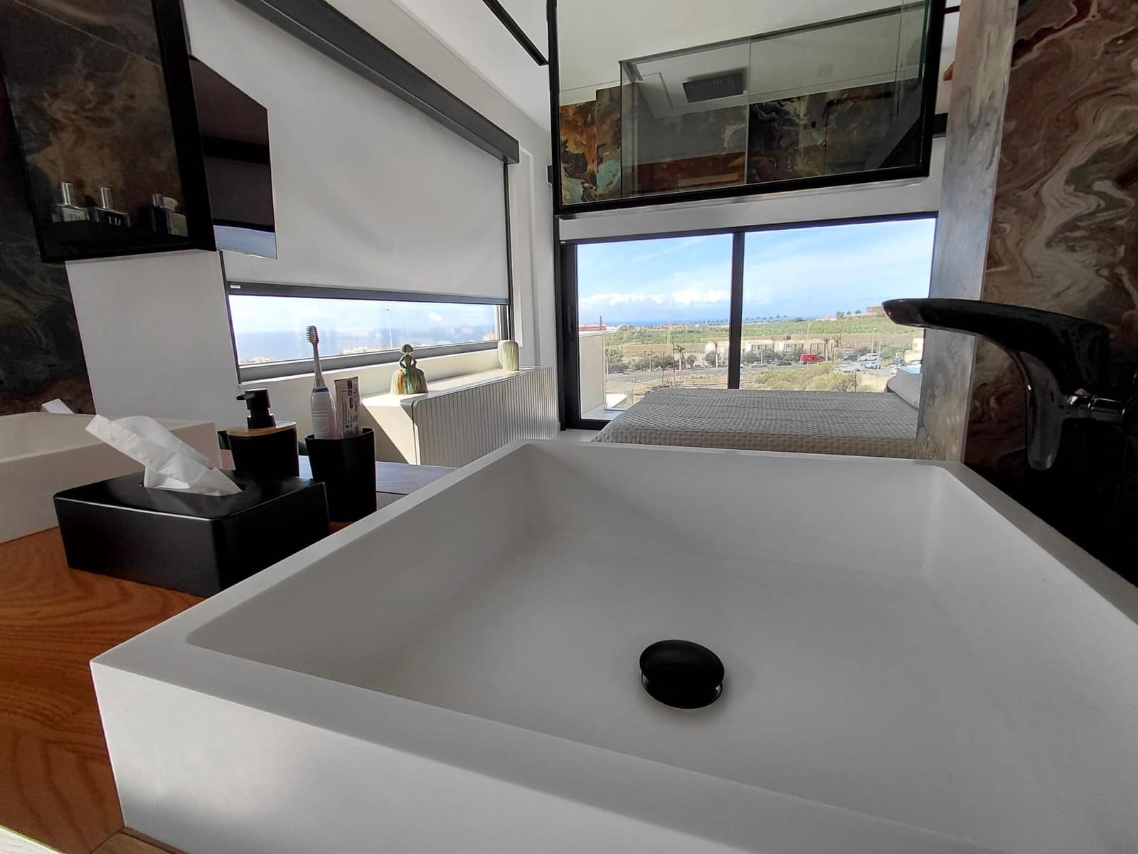 Chalet de 4 habitaciones en Adeje en venta con piscina garaje - 3.500.000 € (Ref: 9665518)