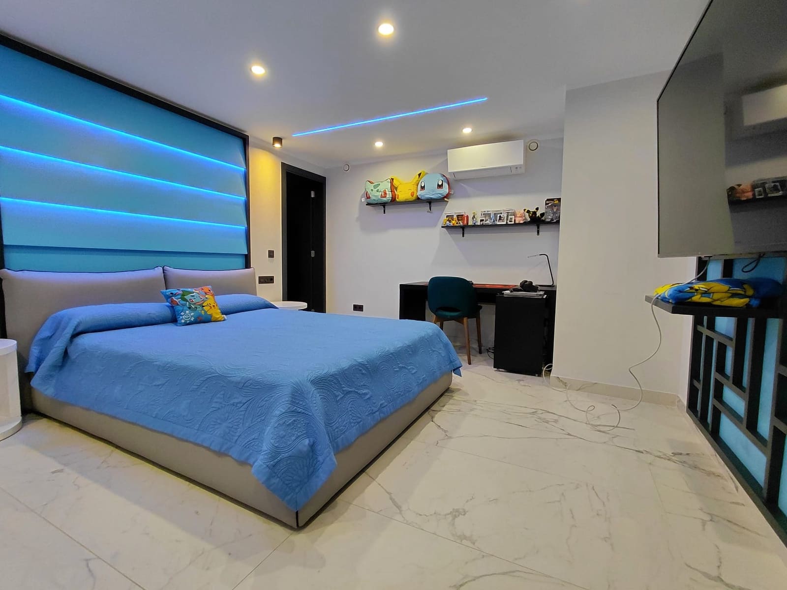 Chalet de 4 habitaciones en Adeje en venta con piscina garaje - 3.500.000 € (Ref: 9665518)