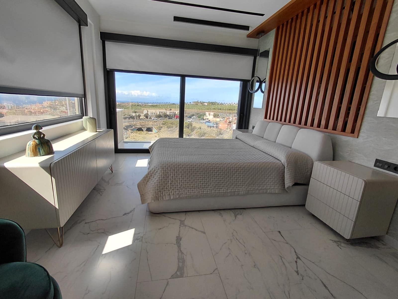 Chalet de 4 habitaciones en Adeje en venta con piscina garaje - 3.500.000 € (Ref: 9665518)