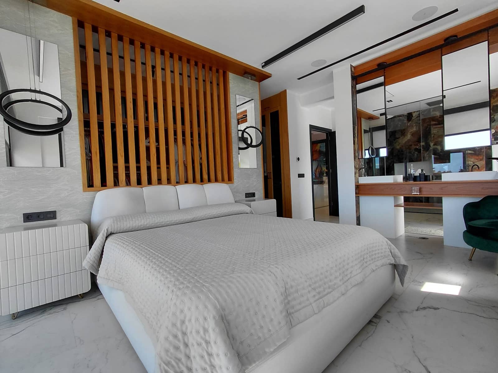 Chalet de 4 habitaciones en Adeje en venta con piscina garaje - 3.500.000 € (Ref: 9665518)