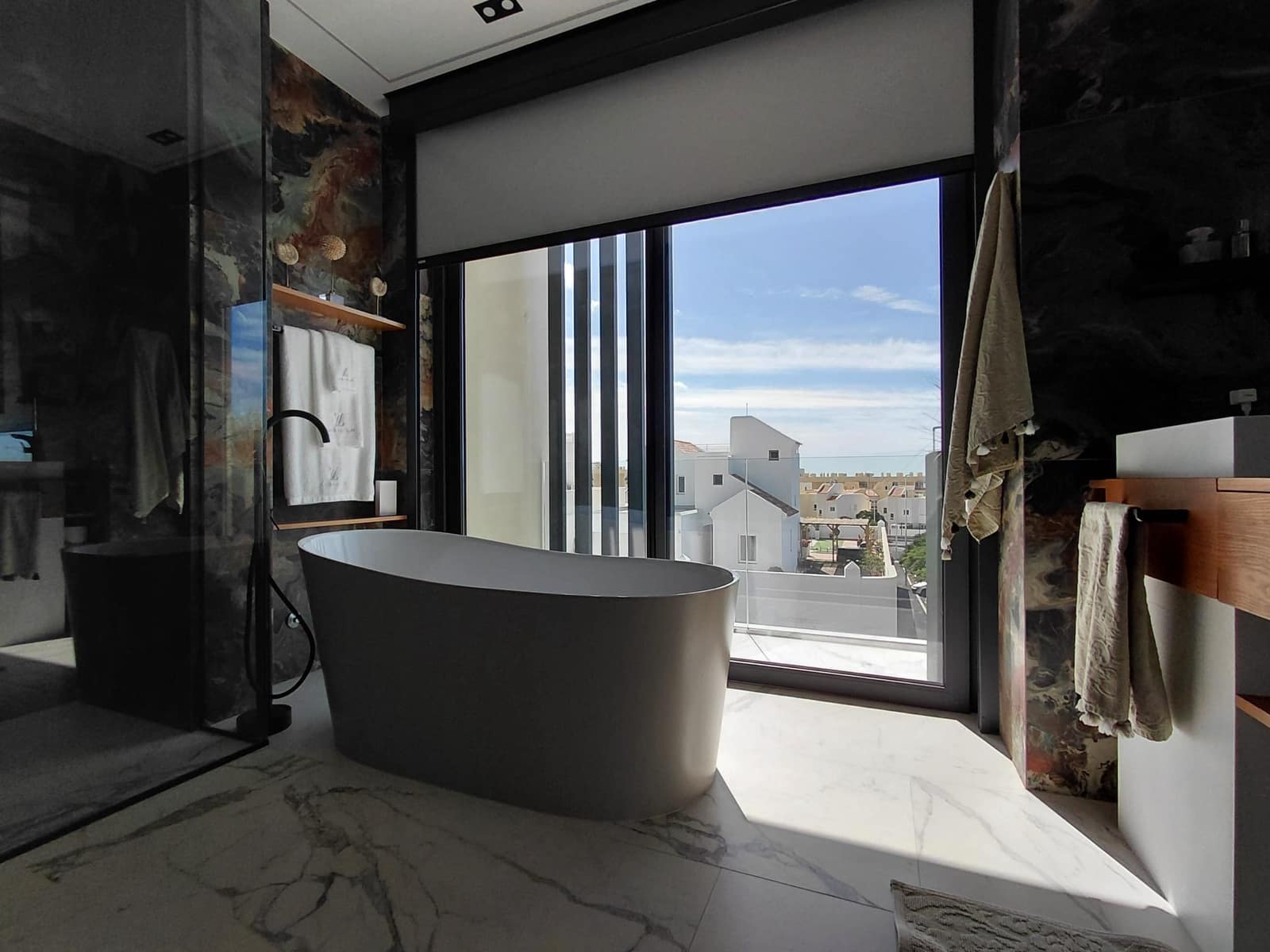 Chalet de 4 habitaciones en Adeje en venta con piscina garaje - 3.500.000 € (Ref: 9665518)