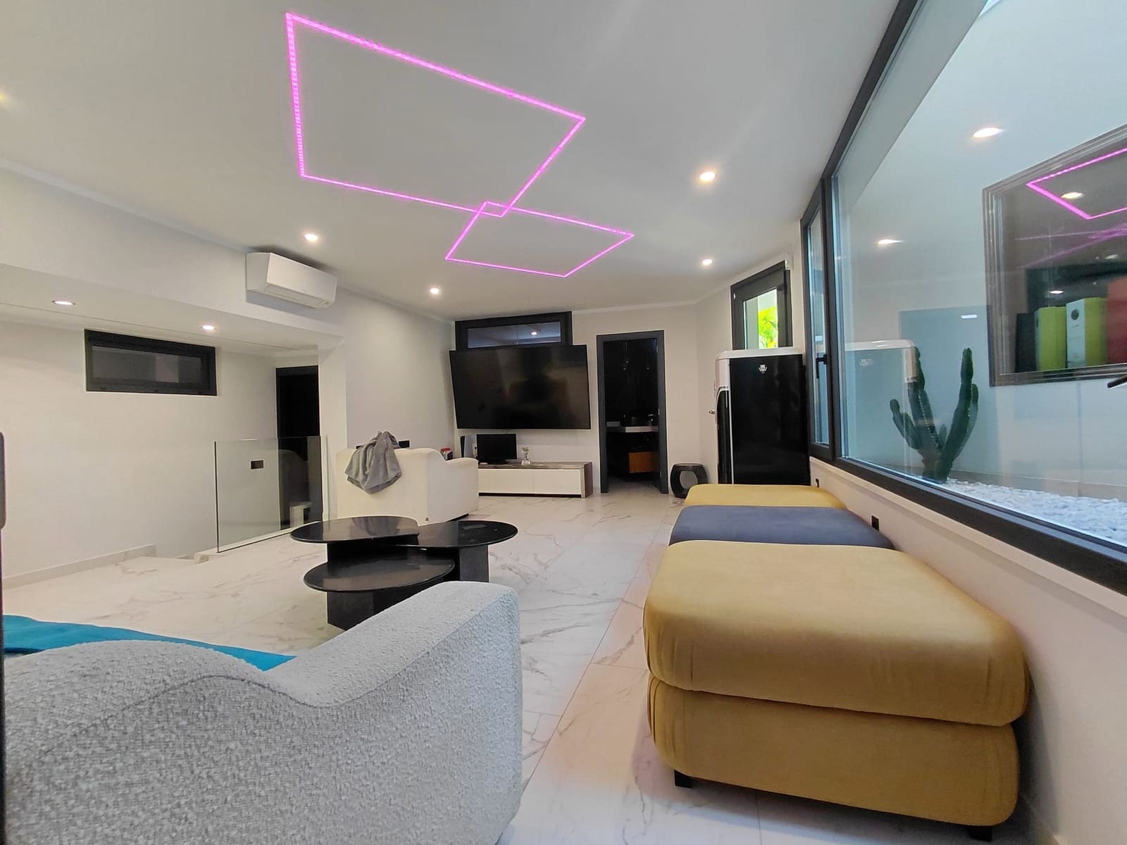 Chalet de 4 habitaciones en Adeje en venta con piscina garaje - 3.500.000 € (Ref: 9665518)