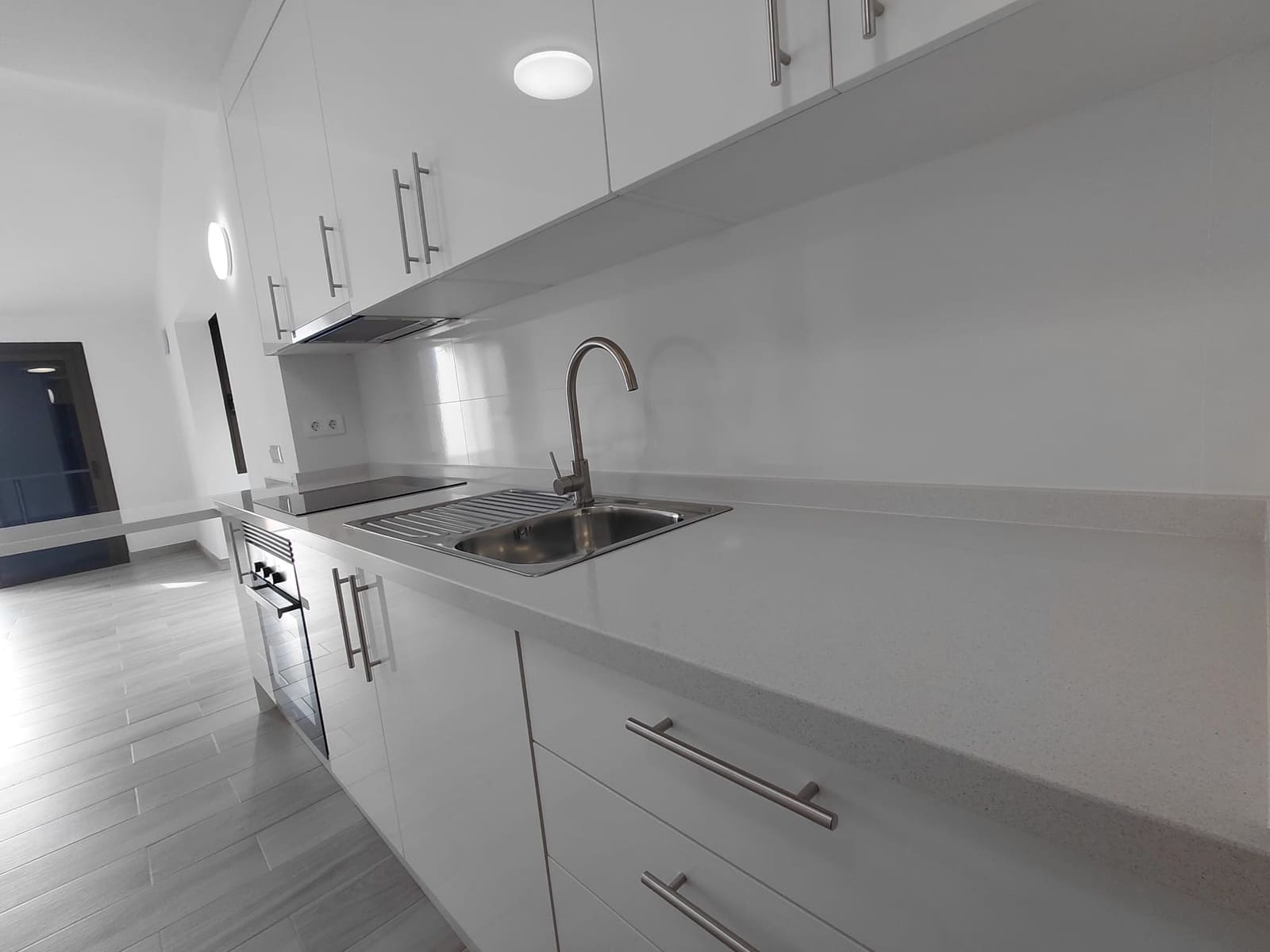 2 bedroom Apartment for rent in Adeje with pool - € 1,775 (Ref: 9703331)