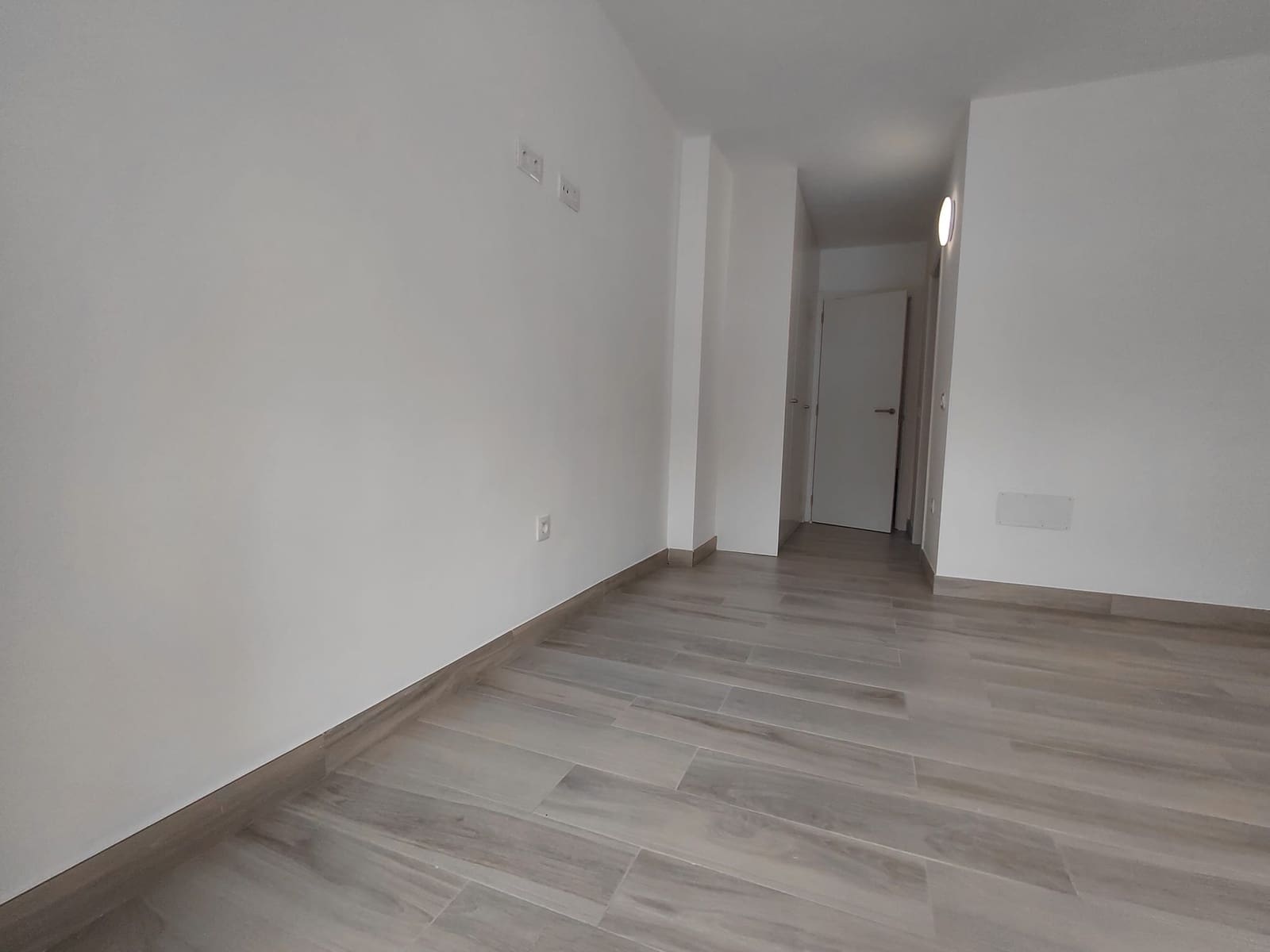 2 bedroom Apartment for rent in Adeje with pool - € 1,775 (Ref: 9703331)