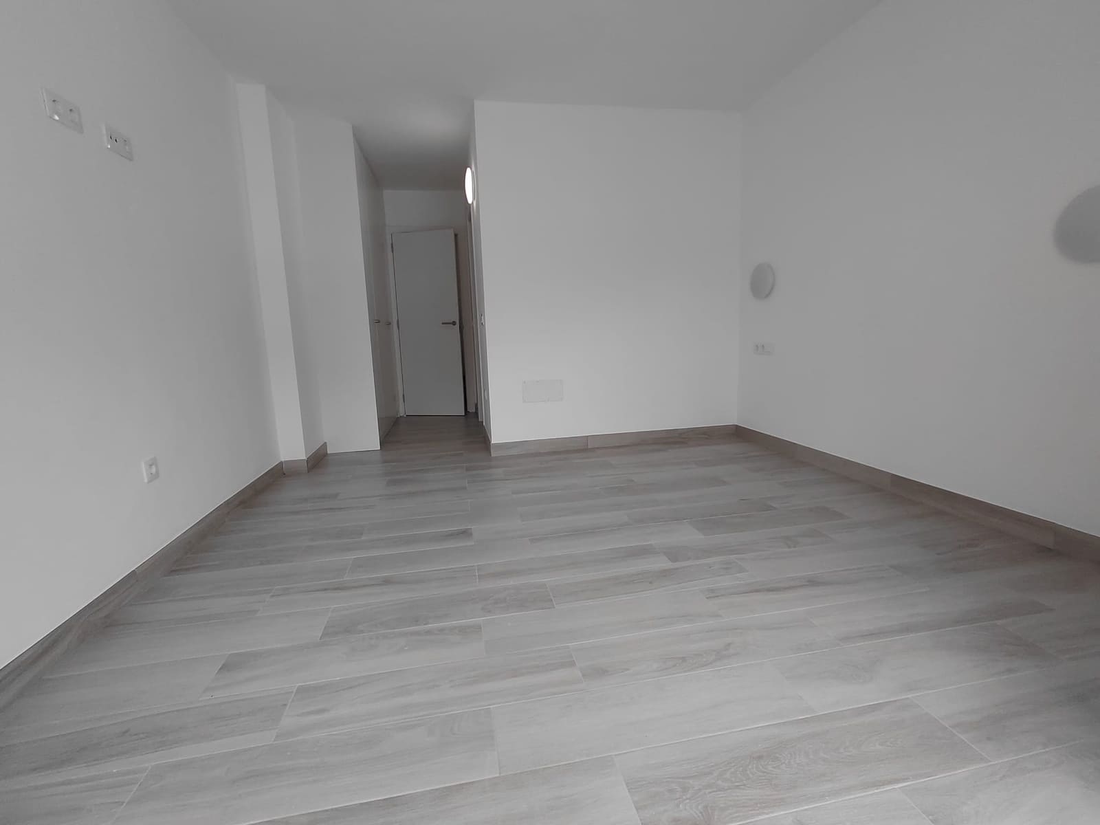 2 bedroom Apartment for rent in Adeje with pool - € 1,775 (Ref: 9703331)