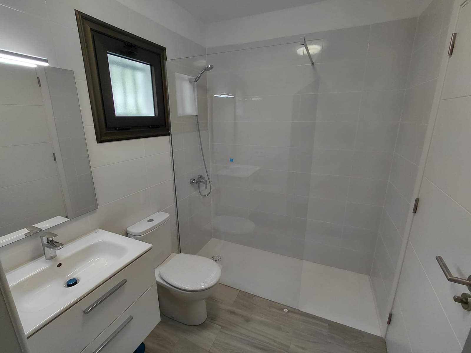 2 bedroom Apartment for rent in Adeje with pool - € 1,775 (Ref: 9703331)