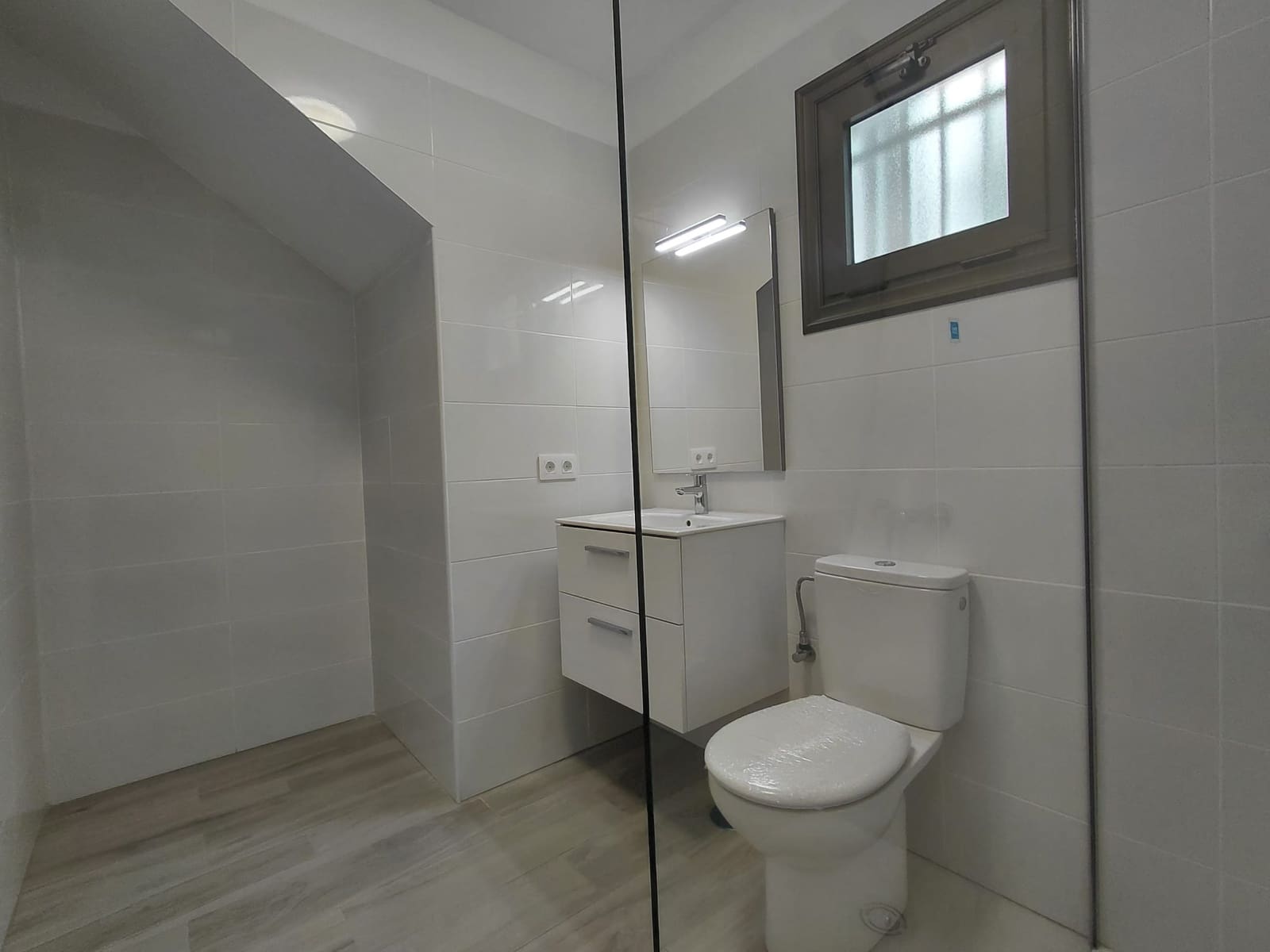 2 bedroom Apartment for rent in Adeje with pool - € 1,775 (Ref: 9703331)