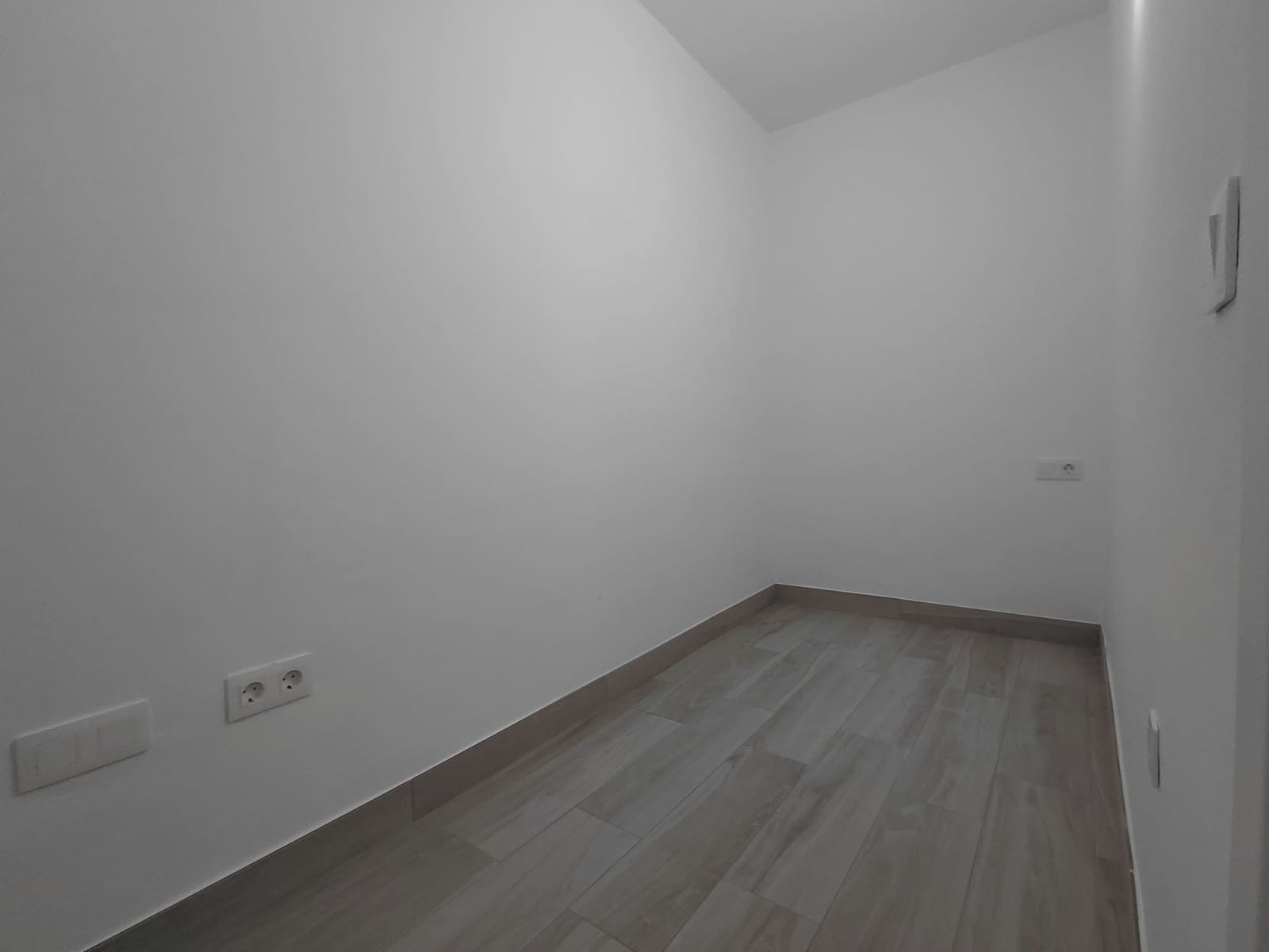 2 bedroom Apartment for rent in Adeje with pool - € 1,775 (Ref: 9703331)