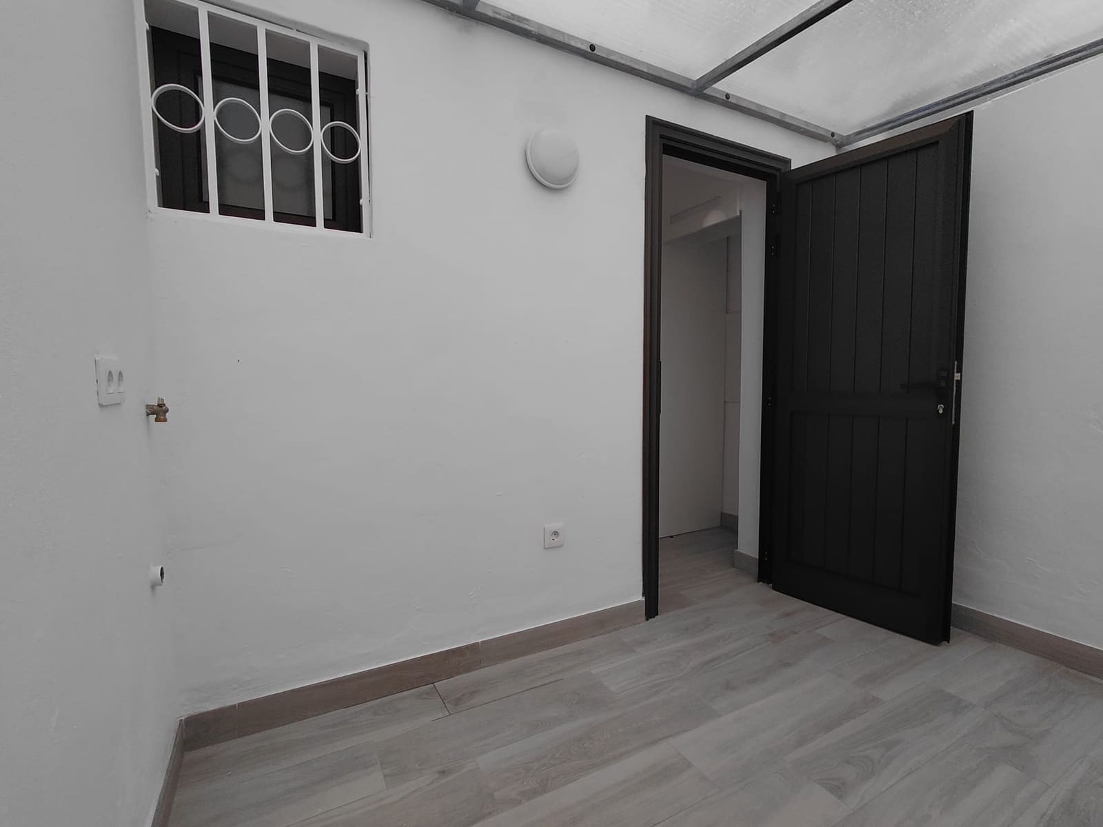 2 bedroom Apartment for rent in Adeje with pool - € 1,775 (Ref: 9703331)