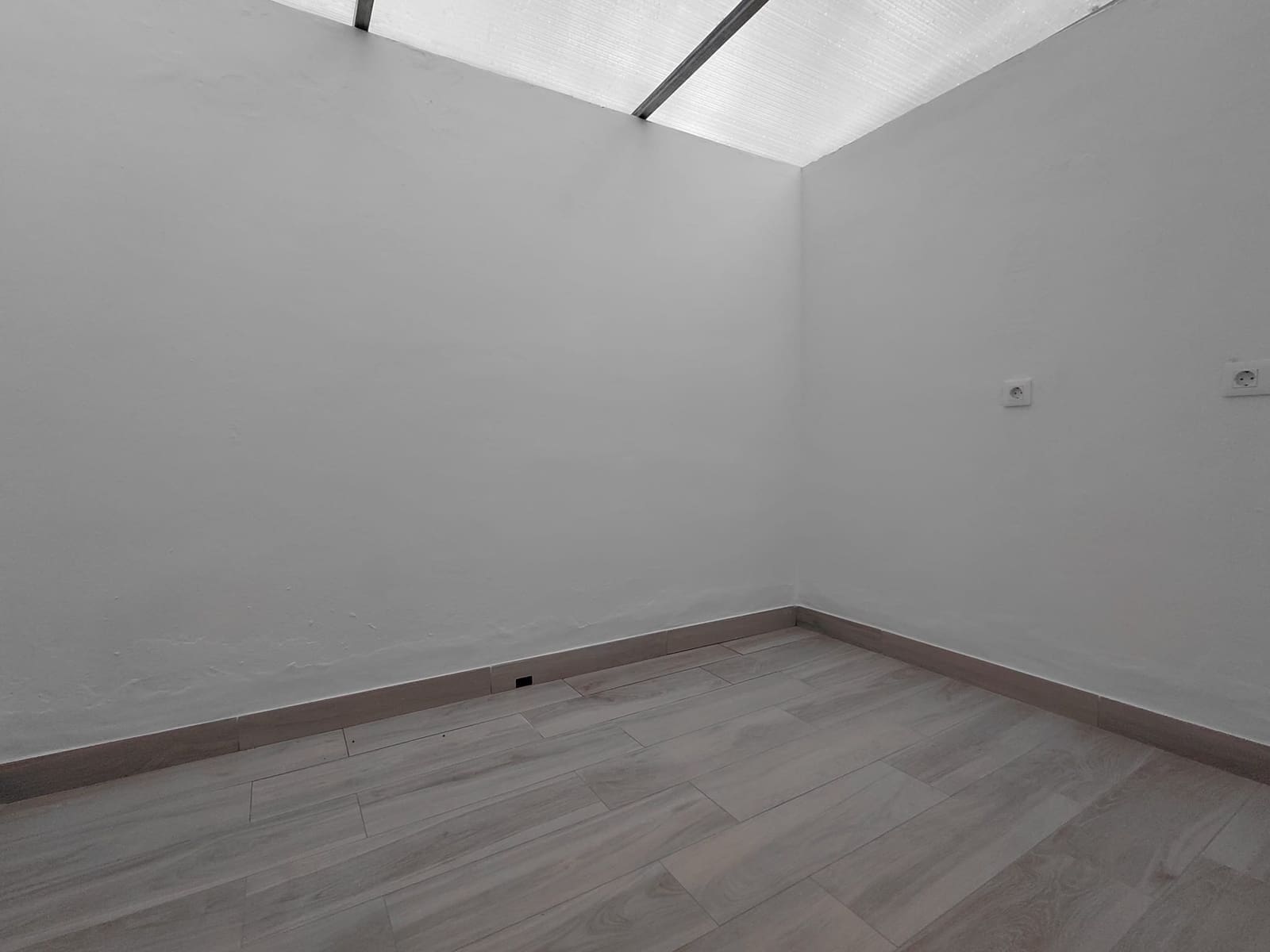 2 bedroom Apartment for rent in Adeje with pool - € 1,775 (Ref: 9703331)