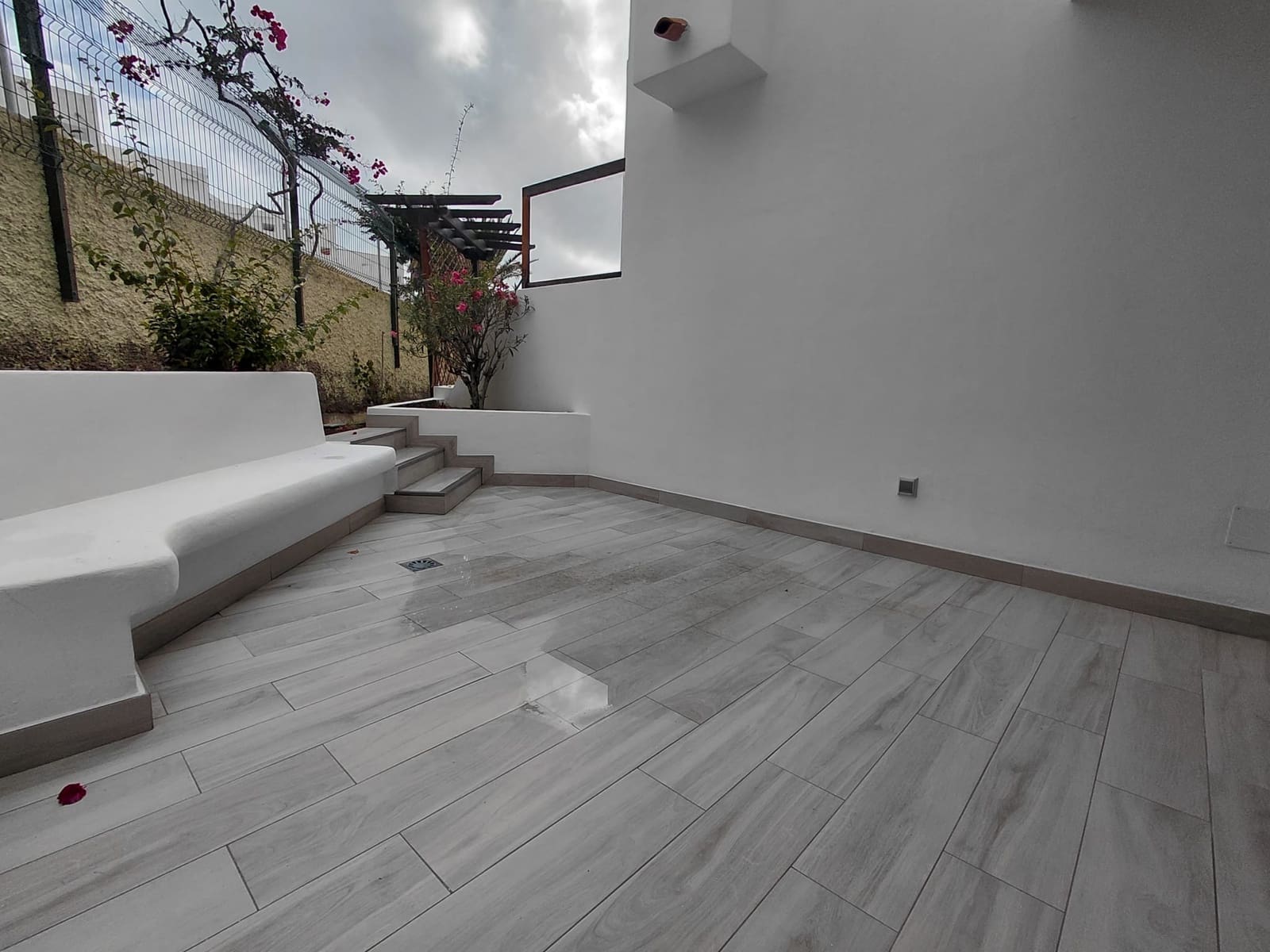 2 bedroom Apartment for rent in Adeje with pool - € 1,775 (Ref: 9703331)