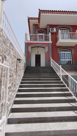 3 Zimmer Villa zu vermieten in Adeje mit Pool Garage - 4.500 € (Ref: 9740182)