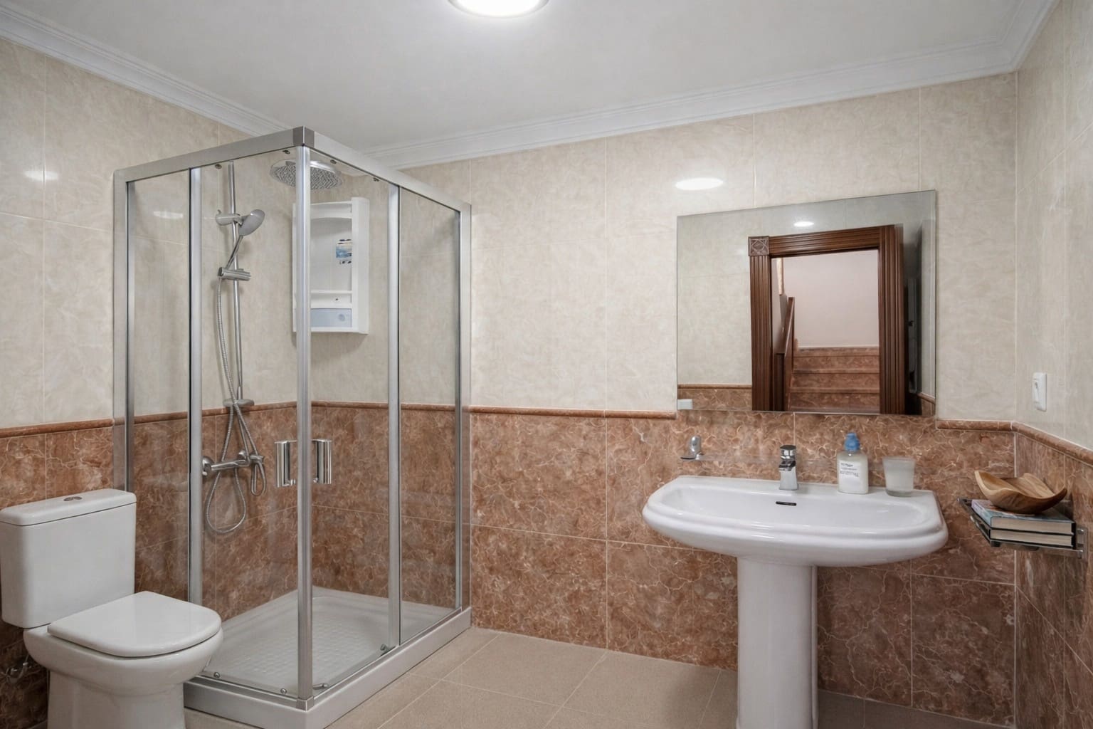 3 bedroom Villa for rent in Adeje with pool garage - € 4,500 (Ref: 9740182)