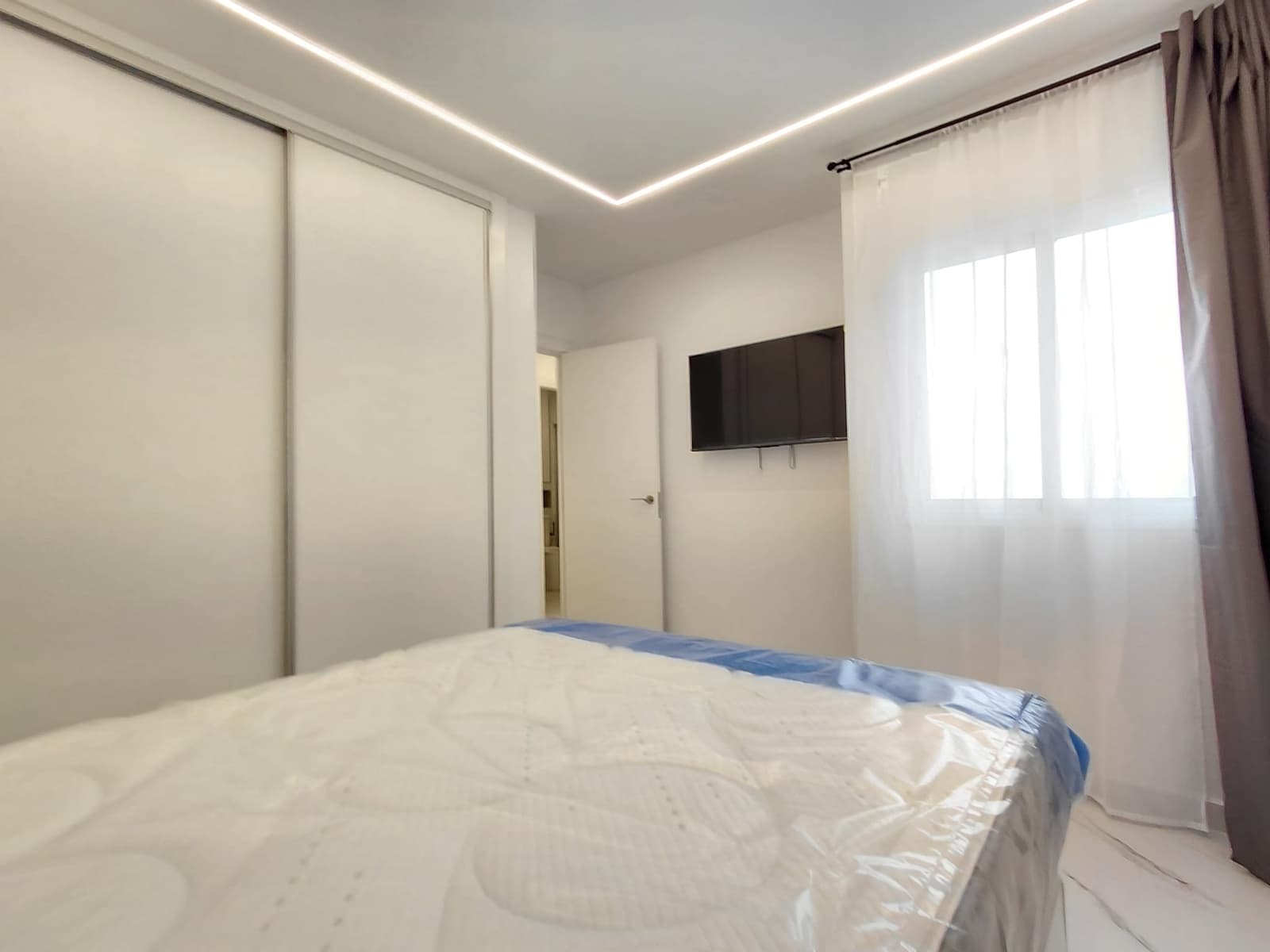 2 bedroom Apartment for sale in Adeje with garage - € 260,000 (Ref: 9816662)