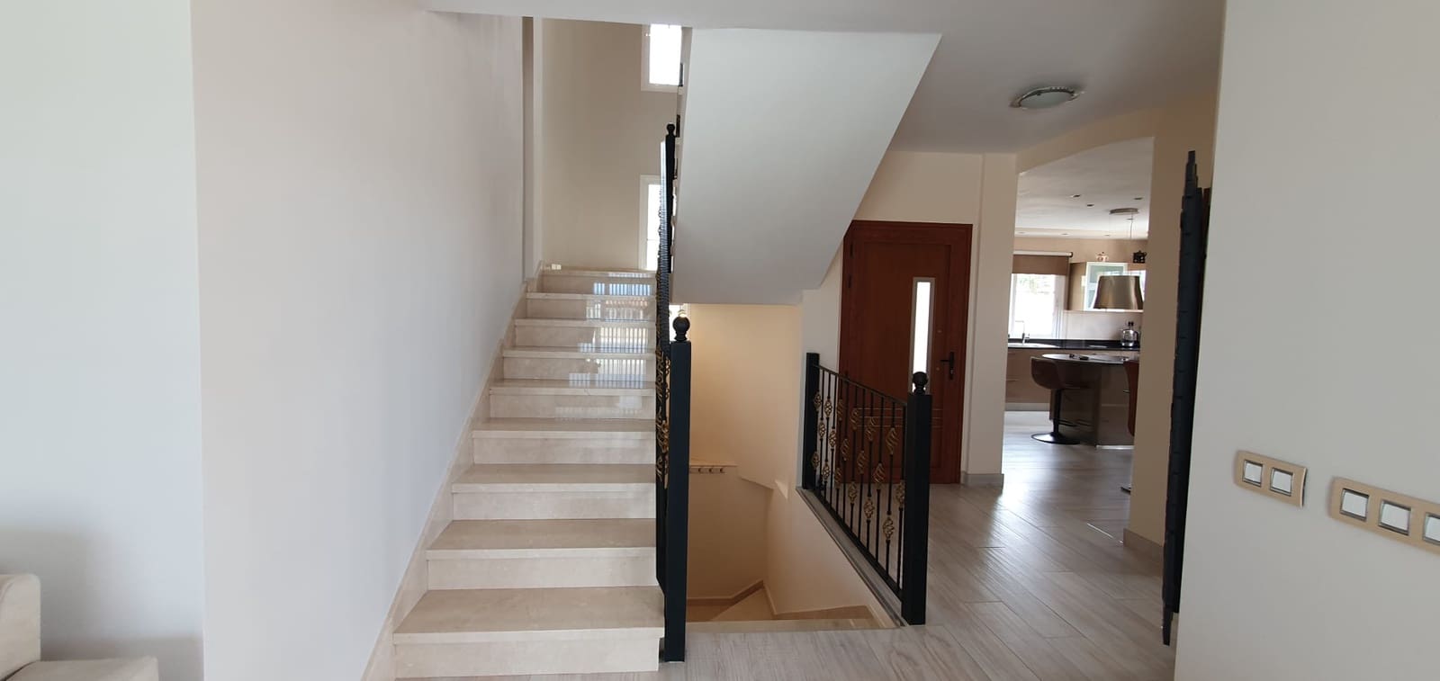 3 soverom Villa til salgs i Adeje med svømmebasseng garasje - € 1 600 000 (Ref: 9867962)