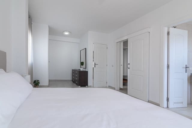 4 soverom Villa til leie i Adeje med garasje - € 2 500 (Ref: 9934903)
