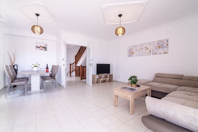 4 slaapkamer Villa te huur in Adeje met garage - € 2.500 (Ref: 9934903)
