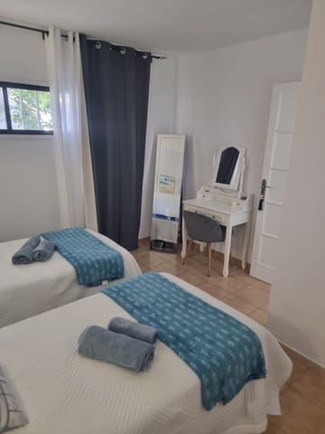Appartement de 1 chambre à louer à Adeje avec piscine - 1 350 € (Ref: 9934904)