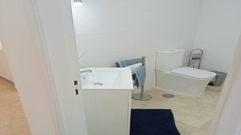 1 soveværelse Lejlighed til leje i Adeje med swimmingpool - € 1.350 (Ref: 9934904)