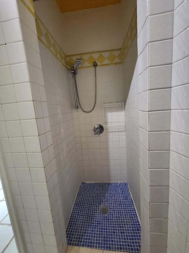 Penthouse de 3 chambres à louer à Arona avec garage - 1 800 € (Ref: 9934908)