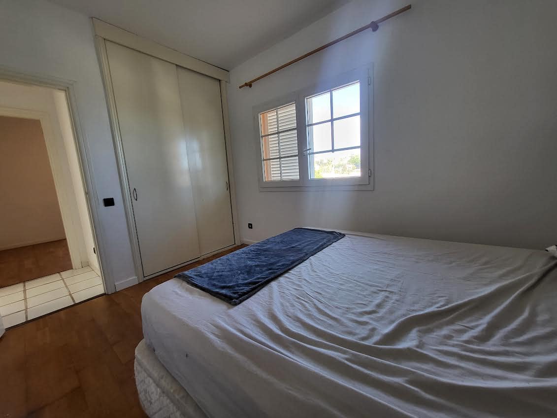 Penthouse de 3 chambres à louer à Arona avec garage - 1 800 € (Ref: 9934908)