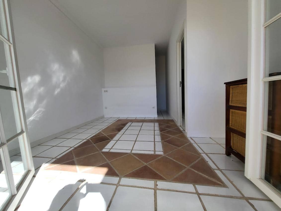 Penthouse de 3 chambres à louer à Arona avec garage - 1 800 € (Ref: 9934908)