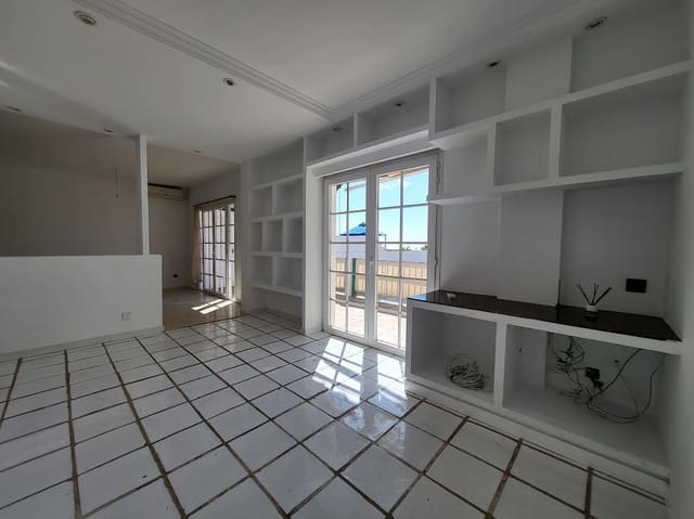 Penthouse de 3 chambres à louer à Chayofa, Arona avec garage - 1 800 € (Ref: 9934908)