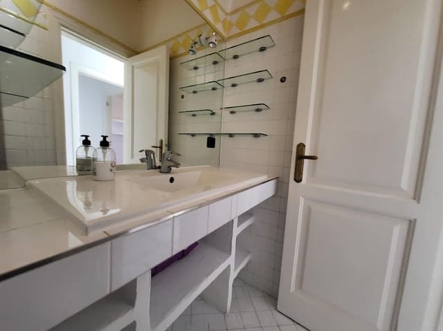 Penthouse de 3 chambres à louer à Chayofa, Arona avec garage - 1 800 € (Ref: 9934908)