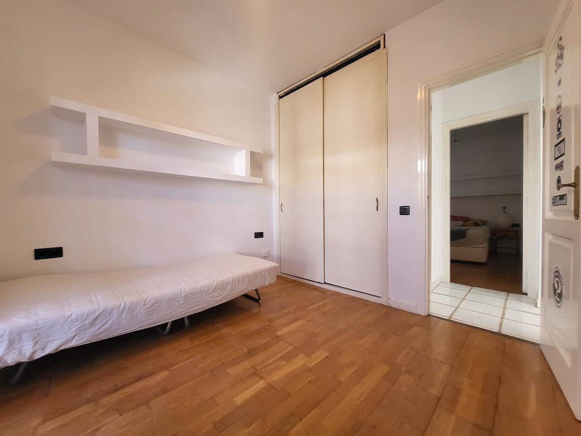 Penthouse de 3 chambres à louer à Arona avec garage - 1 800 € (Ref: 9934908)