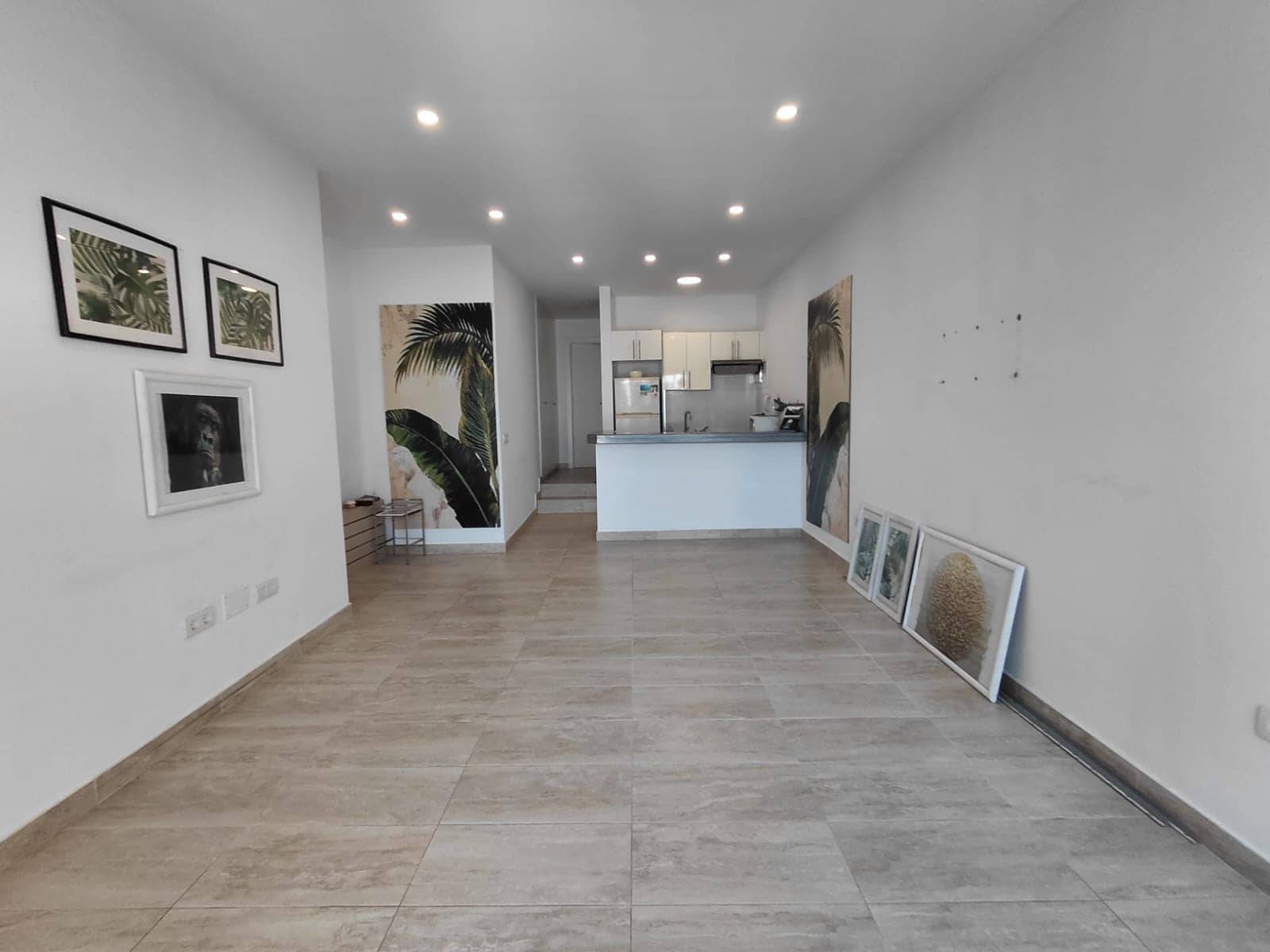 1 makuuhuone Huoneisto vuokrattavana paikassa Adeje mukana uima-altaan - 1 500 € (Ref: 9943209)