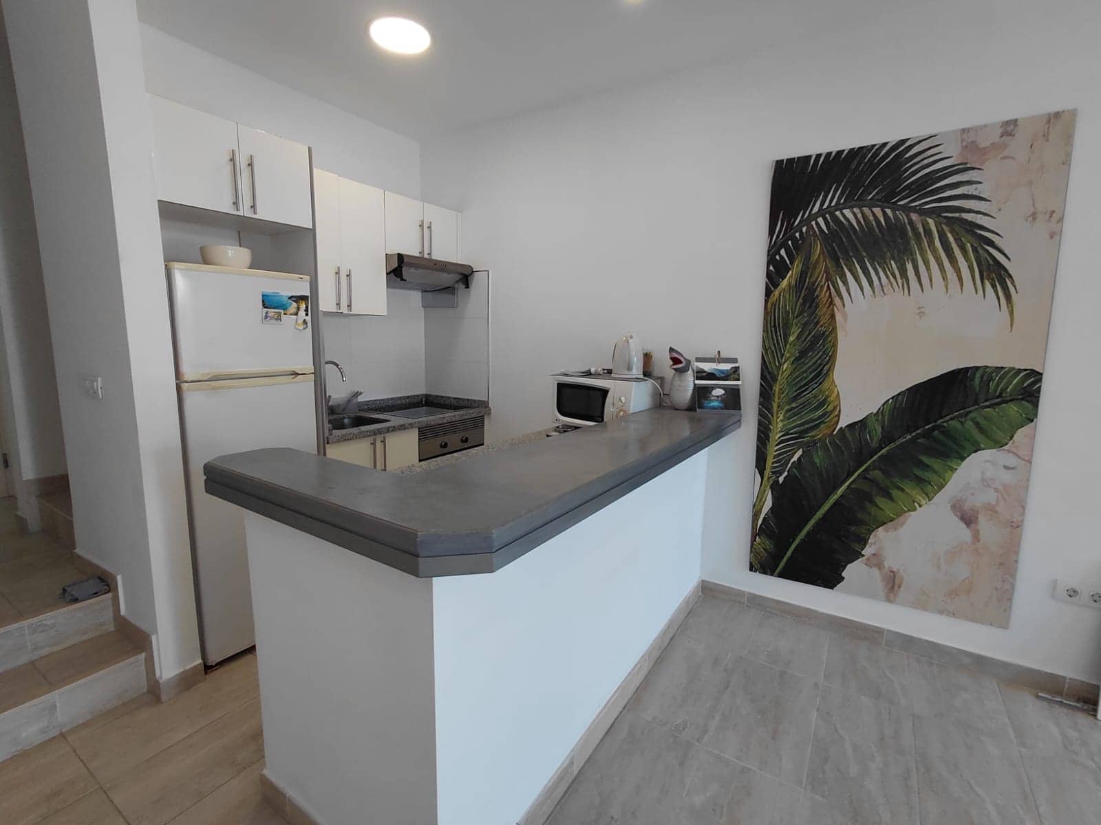 1 makuuhuone Huoneisto vuokrattavana paikassa Adeje mukana uima-altaan - 1 500 € (Ref: 9943209)