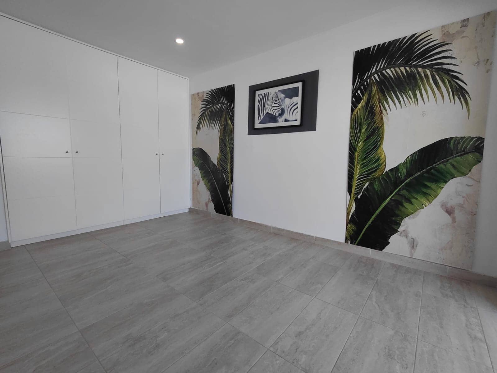 1 makuuhuone Huoneisto vuokrattavana paikassa Adeje mukana uima-altaan - 1 500 € (Ref: 9943209)