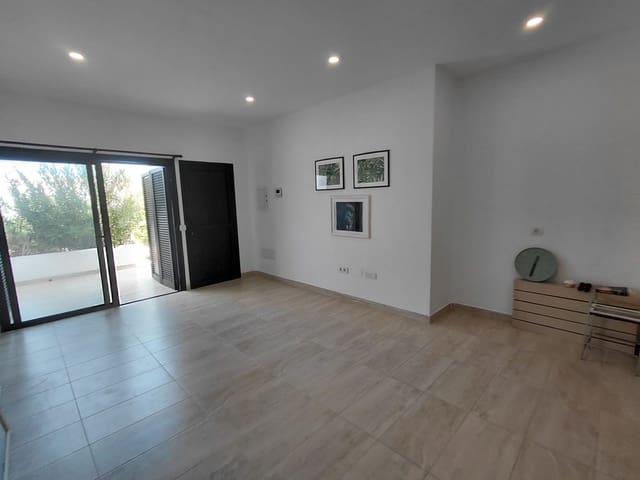 1 makuuhuone Huoneisto vuokrattavana paikassa Adeje mukana uima-altaan - 1 500 € (Ref: 9943209)