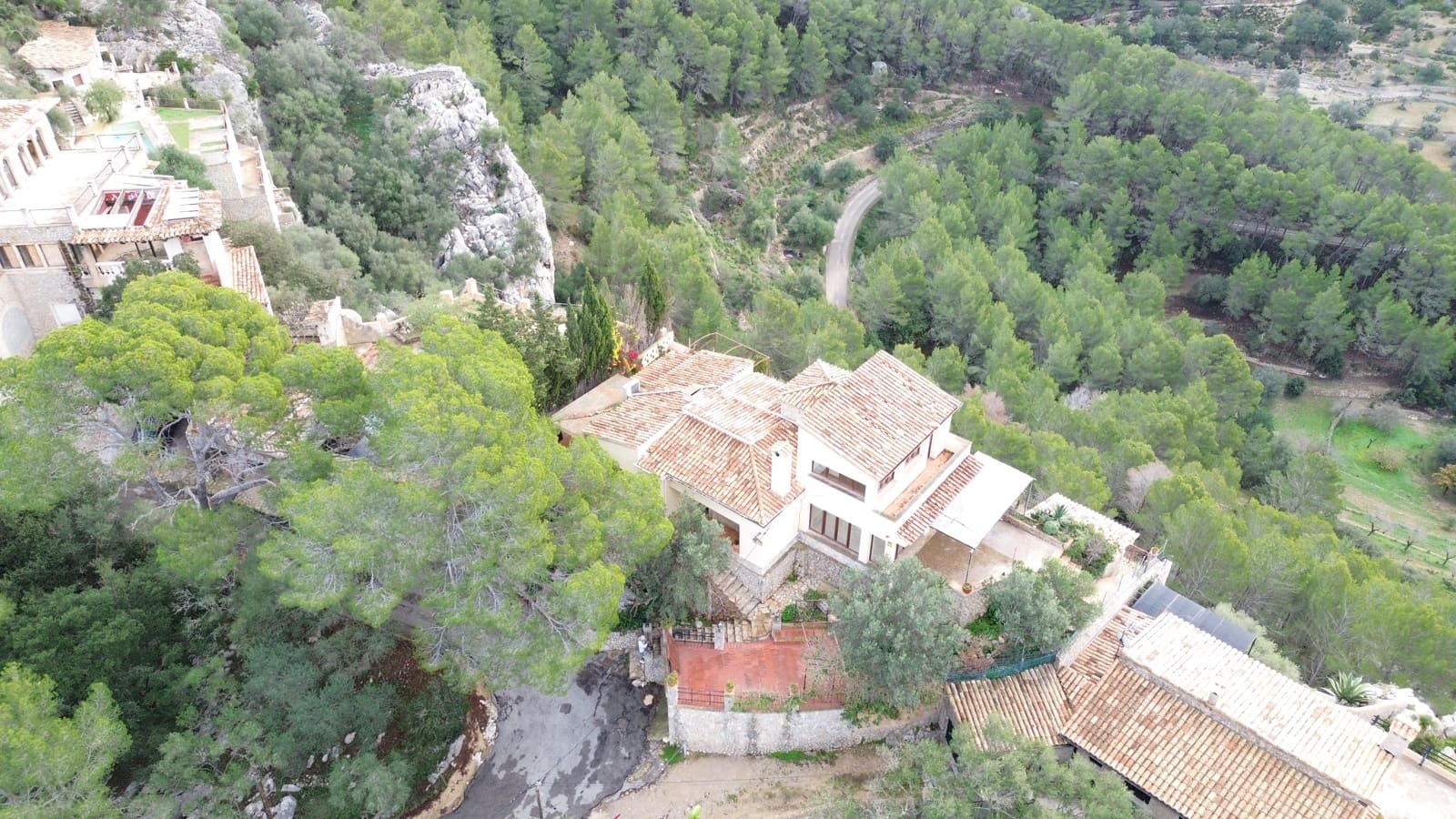 4 soveværelse Villa til salg i Puigpunyent med swimmingpool garage - € 1.250.000 (Ref: 9628359)